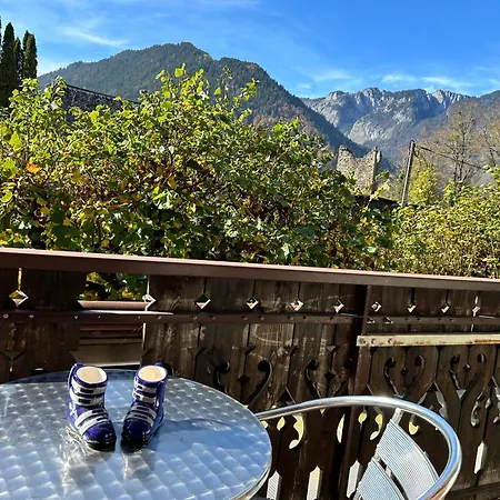 Les Tilleuls Au Biot * Le Biot
